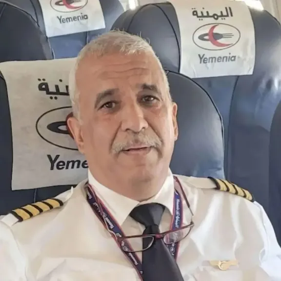 اعتقال طيار في مطار عدن عقب اختطافه طائرة ونقلها إلى صنعاء بناءً على توجيهات حوثية